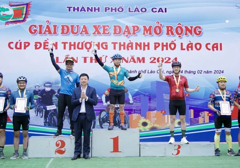 Các giải đua xe đạp ở Việt Nam