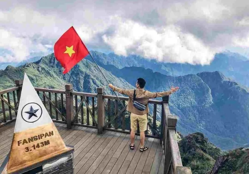 leo núi fansipan