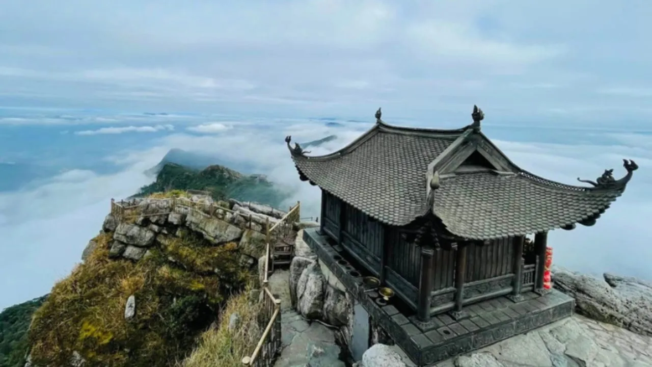 leo núi yên tử