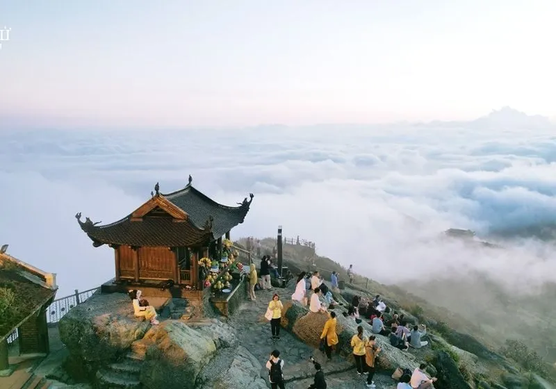 leo núi yên tử