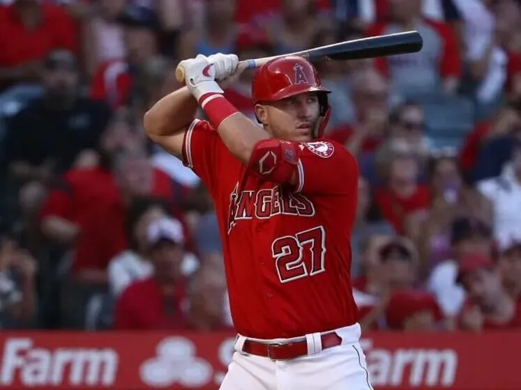 Mike Trout đạt cột mốc mới trong sự nghiệp