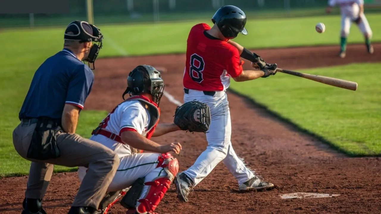 1 đội bóng chày có bao nhiêu người