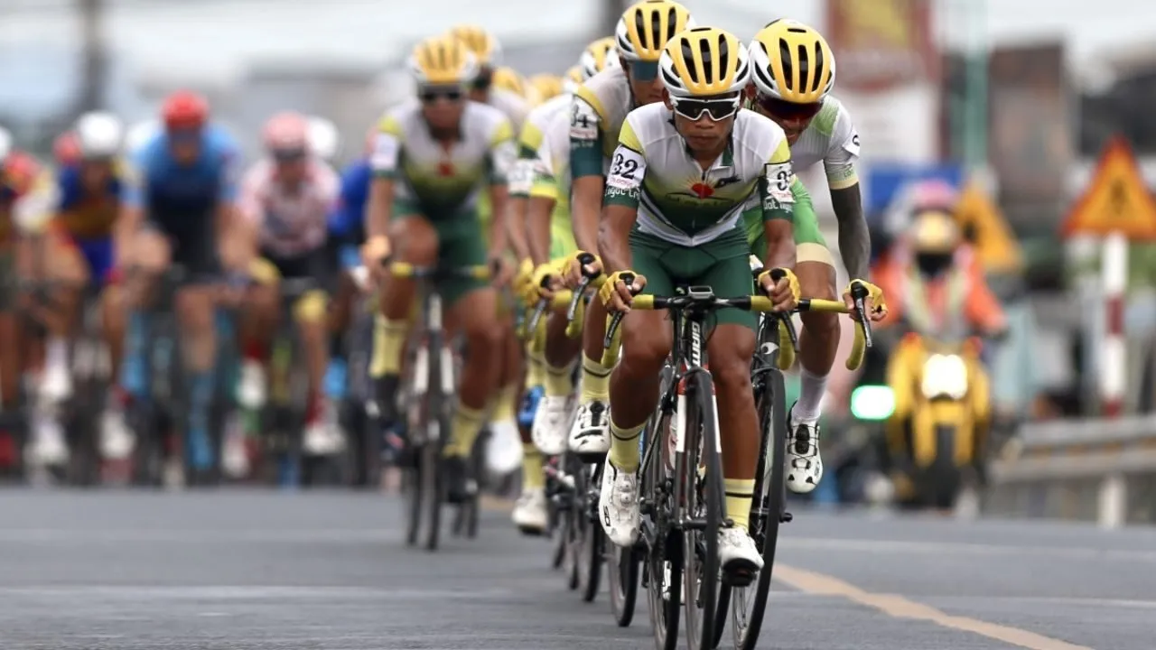 Đội đua xe đạp An Giang